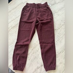 Old Navy Women’s Maroon Chinos
